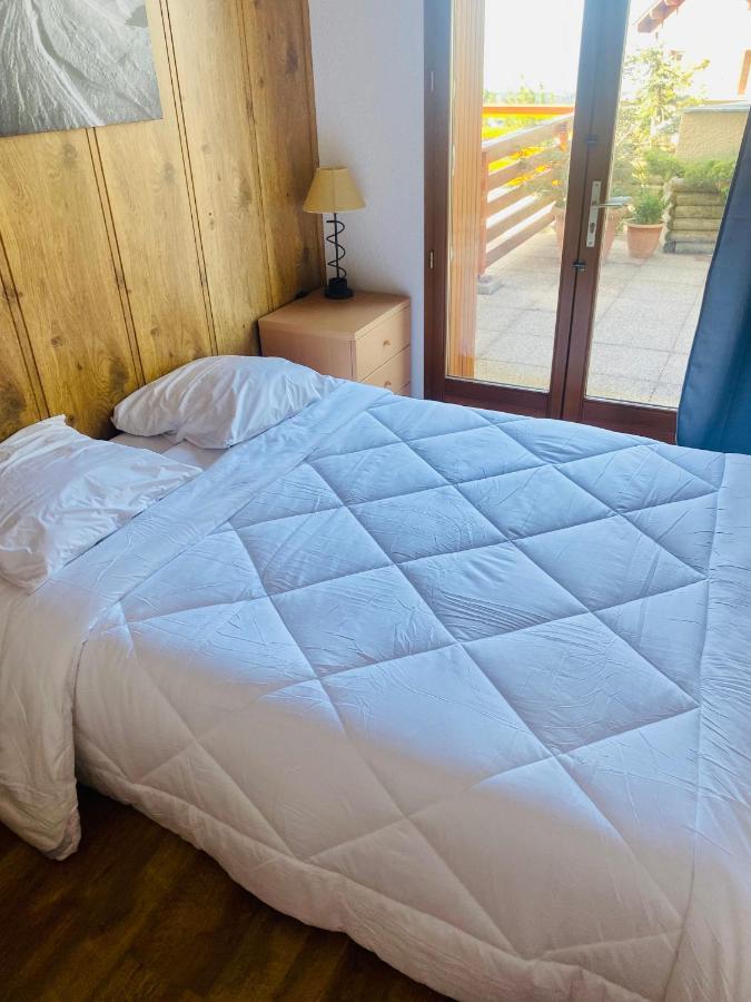 Font-Romeu : T2 Avec Grande Terrasse Et Garage Apartment Екстериор снимка